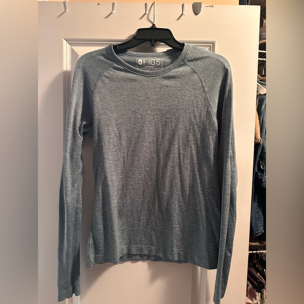 Super soft longsleeve underscrub